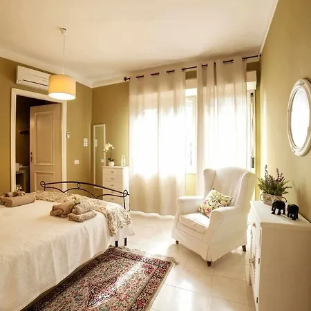 Holiday home Elegante Lu Centro Citta Con Parcheggio Cagliari